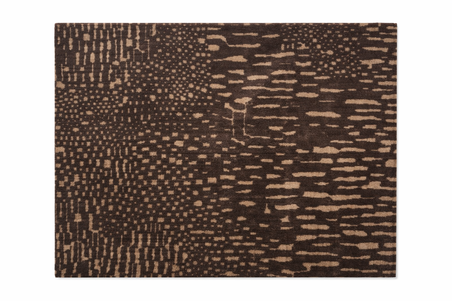 Bespoke hand-knotted rug by Saint Objets collectible rugs Dubai